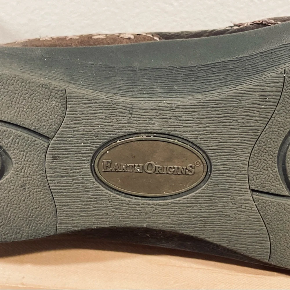 Earth Origins “Leona” Brown Leather Flats with Cushioned Insole | VGUC Sz 12
